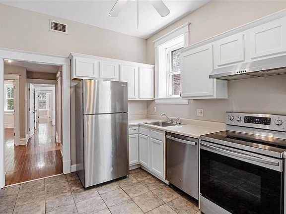 2nd image of 4031 Shaw Blvd