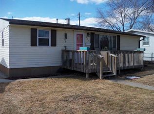 818 S 12th St, Norfolk, NE 68701