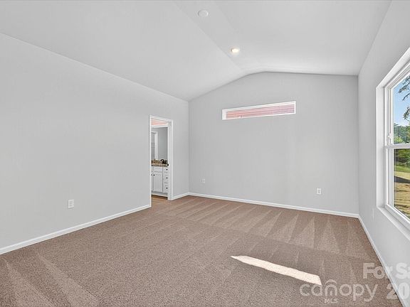 4th image of 699 Lamorak Pl