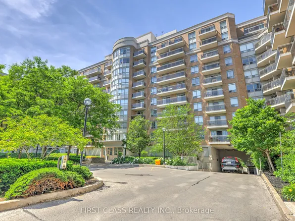 650 Lawrence Ave W #725, Toronto, ON M6A 3E8