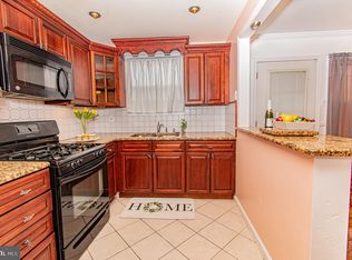450 E Howell St, Philadelphia, PA 19120