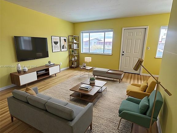 4th image of 2304 Lake Osborne Dr APT 21