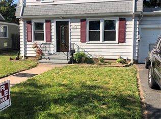 165 Bradley Ave, Hamden, CT 06514