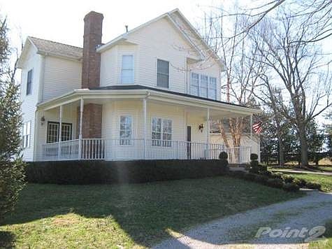 For more inside pictures look at MLS # 1304994