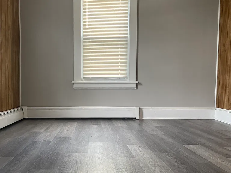 86 West St — Photo 2