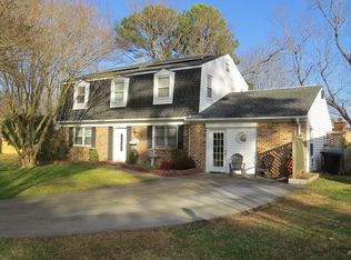 3904 Water Oak Ln, Virginia Beach, VA 23452