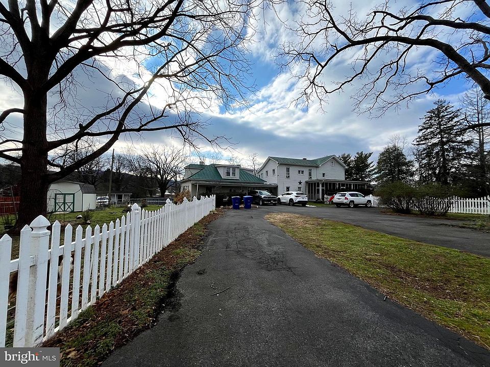 2nd image of 125 Thehill