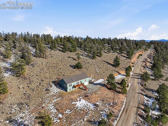 3rd image of 204 Crooked Creek Rd