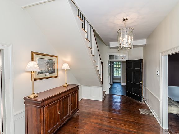 Grand center entrance hall