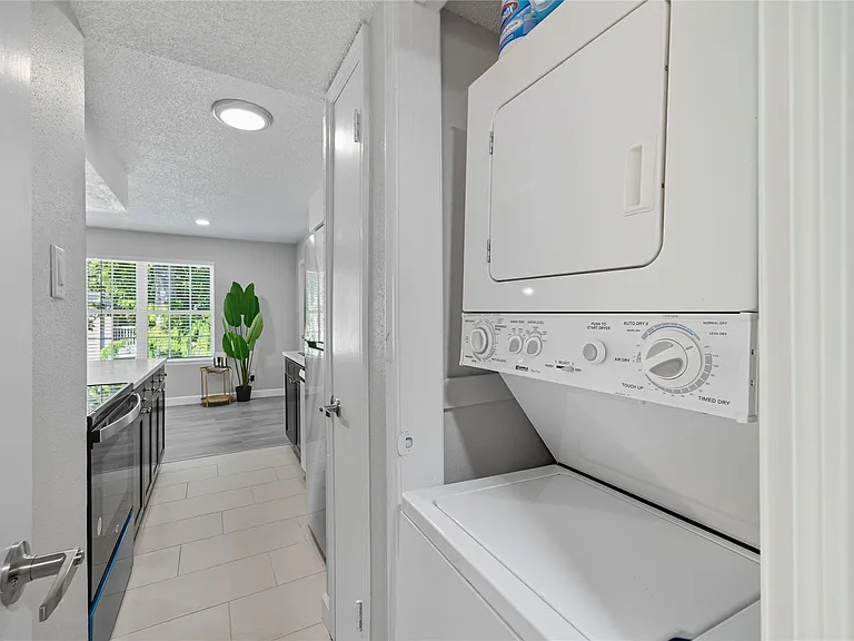 2750 Holly Hall St #508 — Photo 17