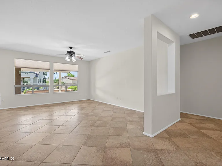 15243 W Camino Estrella Dr — Photo 4