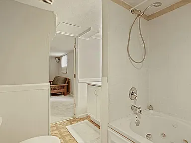 2918 Monroe Pl — Photo 19