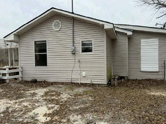 2nd image of 1425 Lake Victor Rd