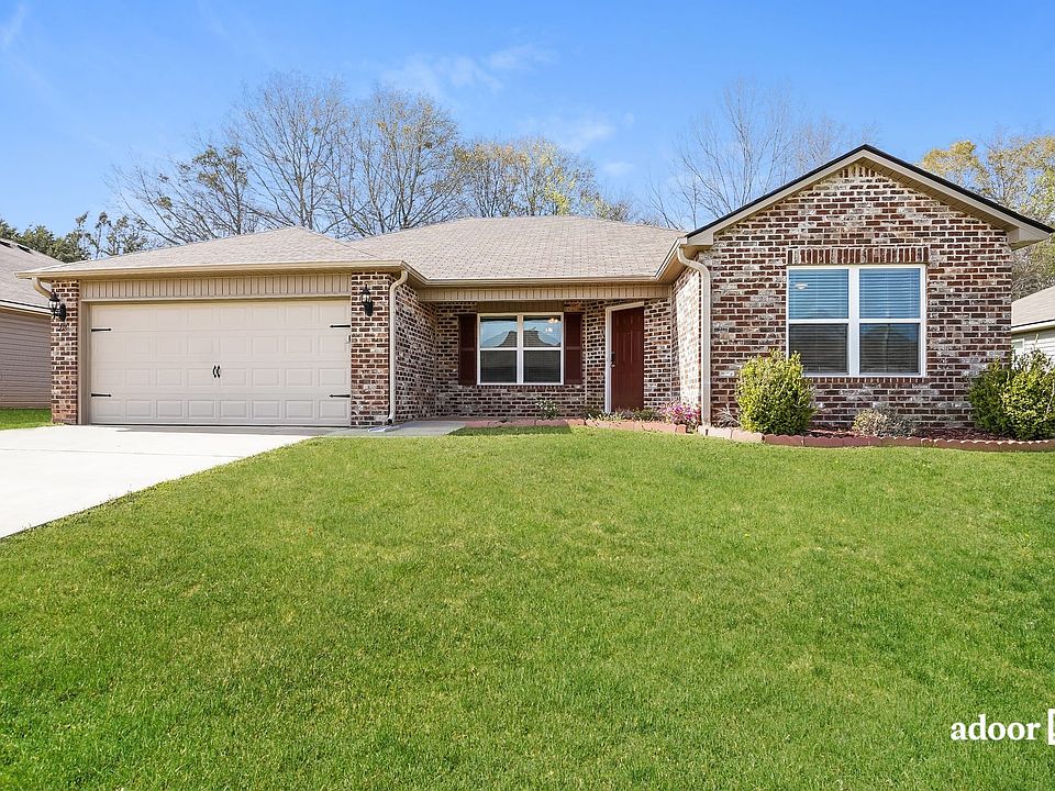 1st image of 216 Cambridge Park Dr