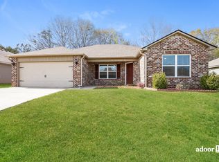 216 Cambridge Park Dr, Montevallo, AL 35115