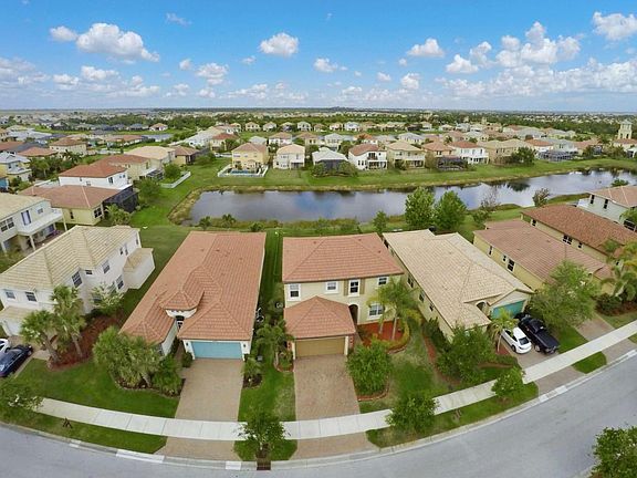 2nd image of 11209 SW Kingslake Cir
