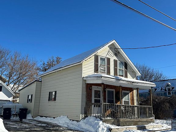 3rd image of 14 Champlain St