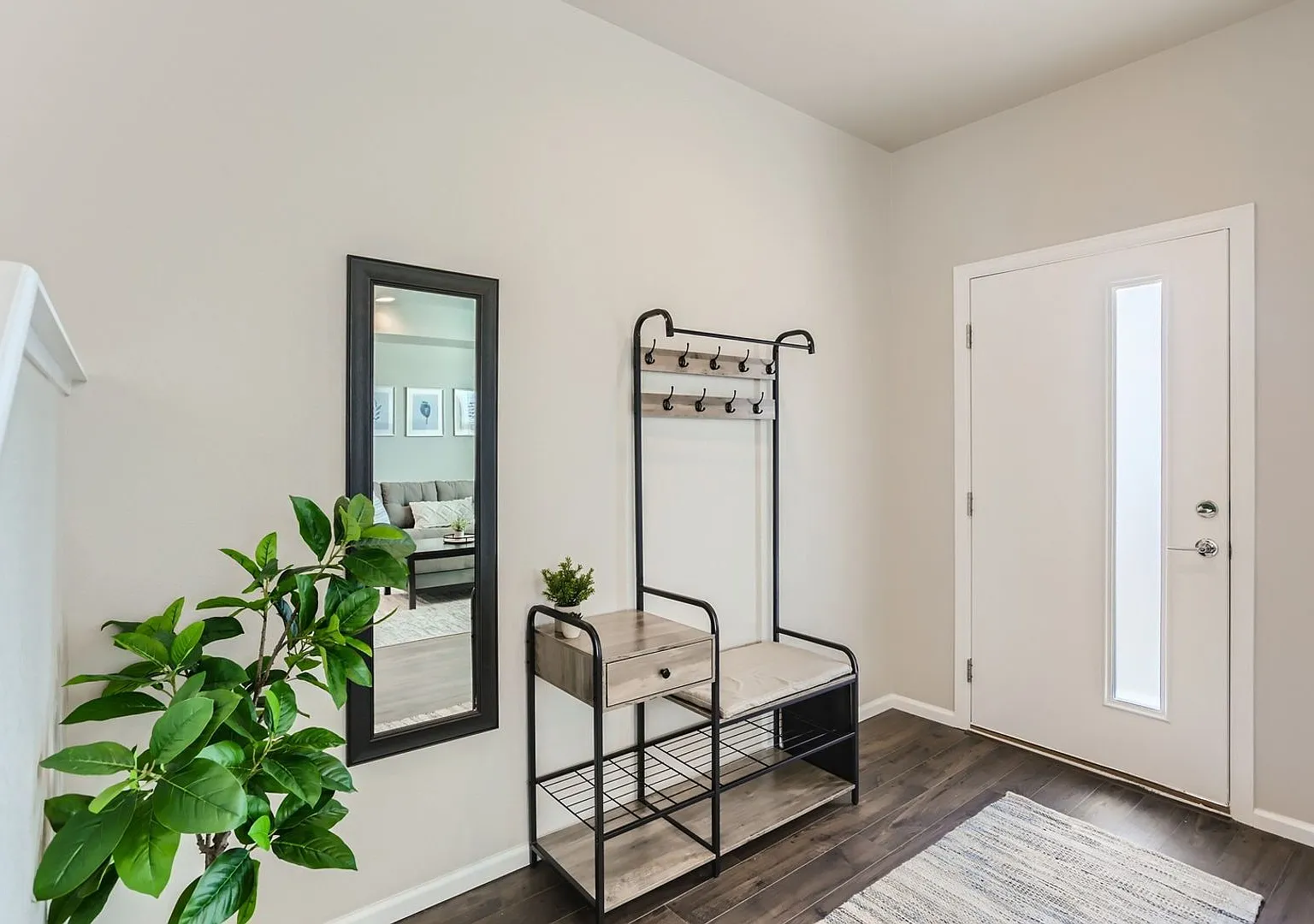 Modern Comfort Minutes from DIA 3BR Townhome with Upgrades Throughout! — Photo 4
