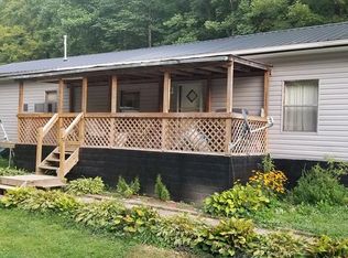 1597 Fallsburg Rd, Louisa, KY 41230