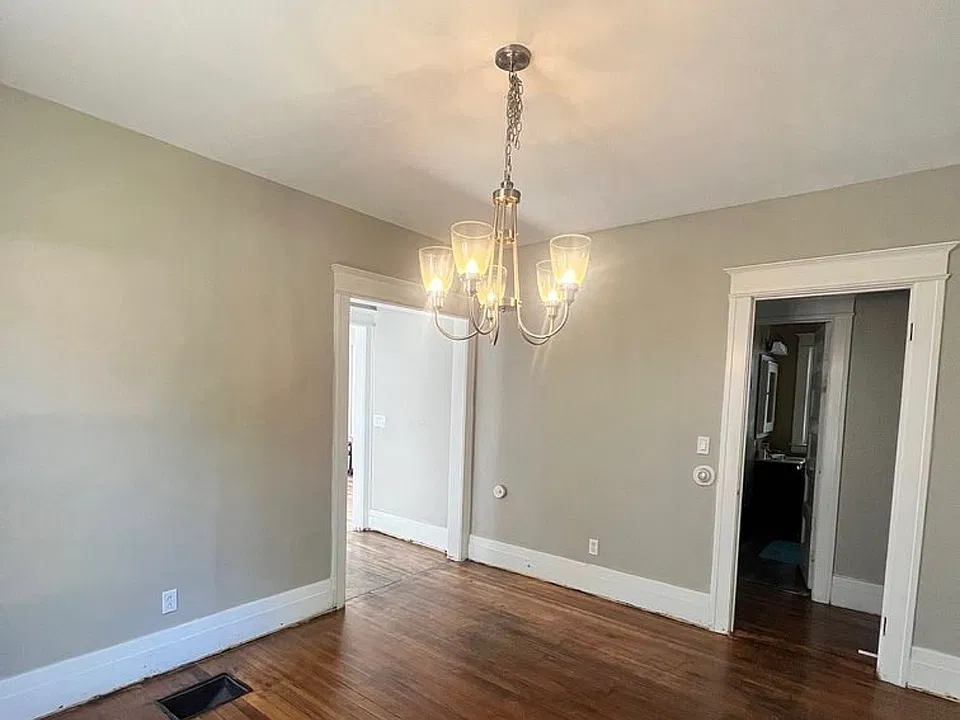 32-34 Roslyn St