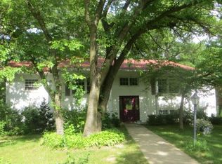 7301 E 132nd St, Coal Valley, IL
