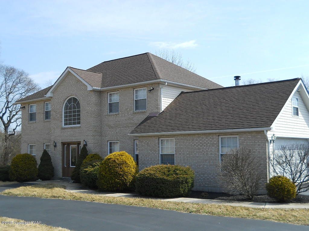 132 Amy Ln, Brodheadsville, PA 18322 Zillow