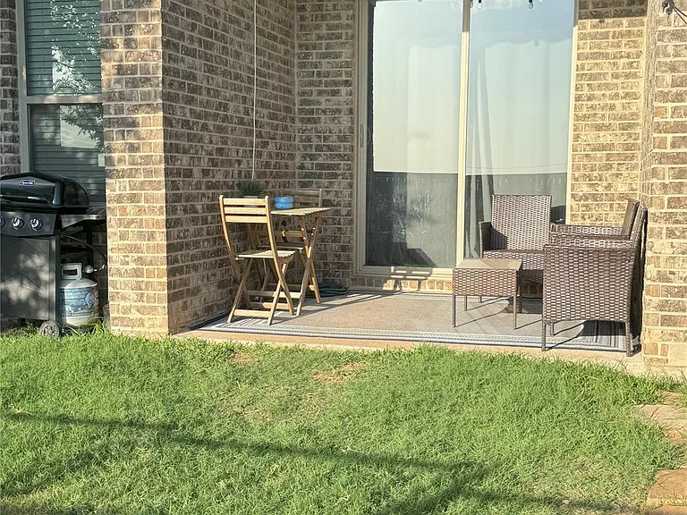 17709 Sage Ln — Photo 32
