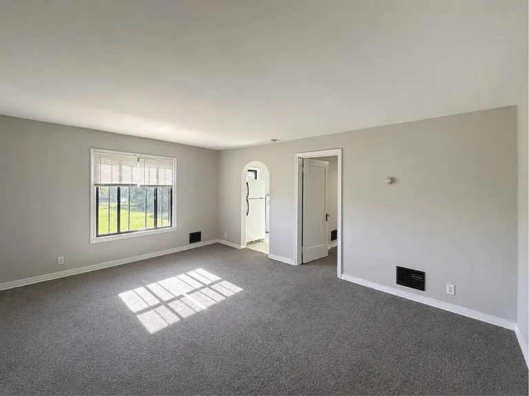 12 Knowlton Ave S #24493-STREET449 — Photo 1