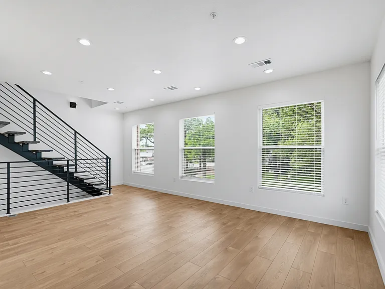 504 S Oconnor Rd — Photo 19