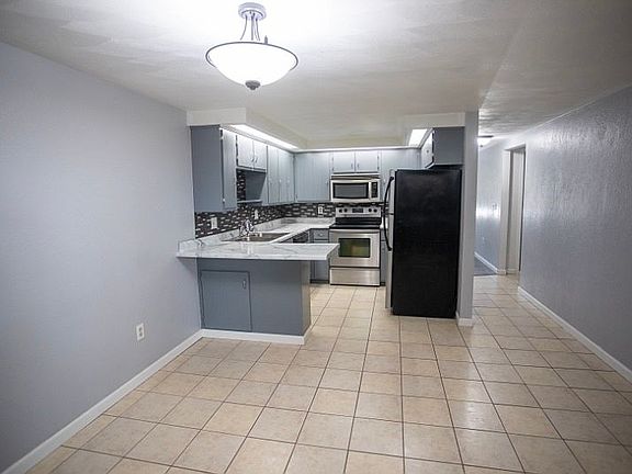5th image of 3648 Weldon Dr