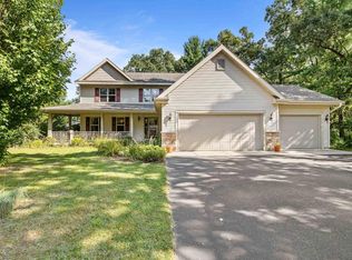 1030 Woodland Ct, Plover, WI 54467