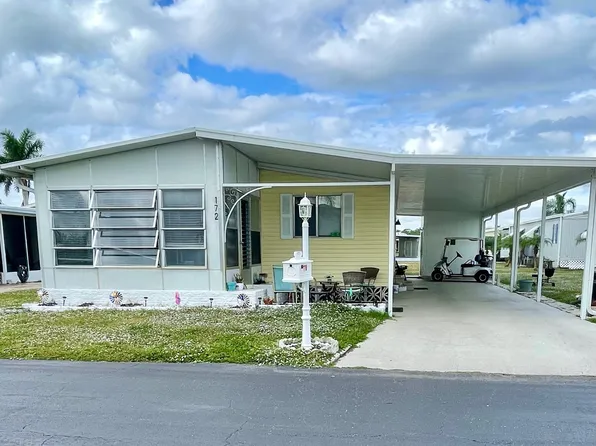 172 Elmwood Ln, Naples, FL 34112