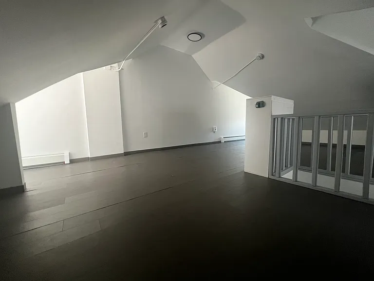 19-21 Mattlage Pl — Photo 20