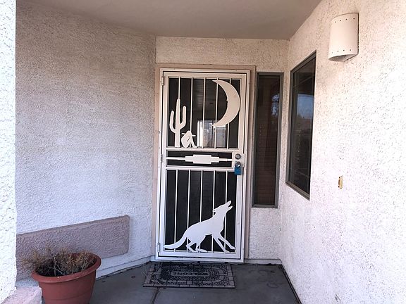 3rd image of 13208 W Mauna Loa Ln