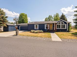 604 NE Shoshone Dr, Redmond, OR 97756
