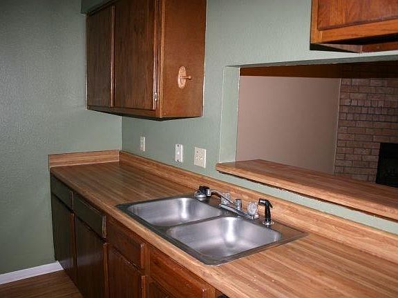 3rd image of 4917 Delwood St APT B6