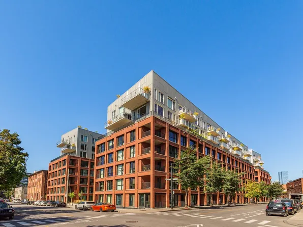 288 Rue Richmond #151, Montreal, QC H3J 0C4