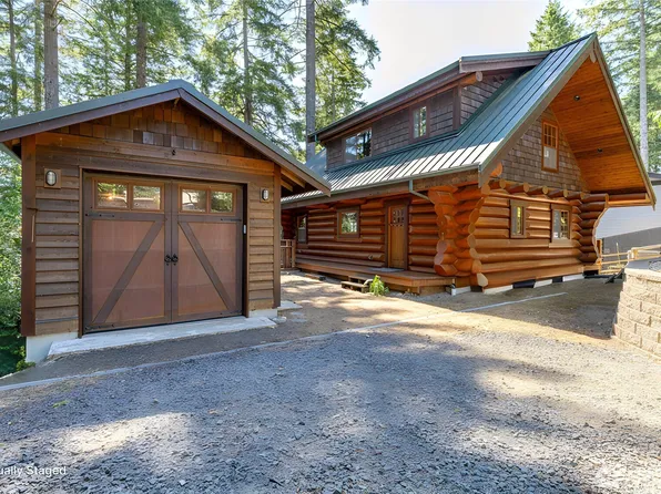 1901 E Trails End Drive, Belfair, WA 98528