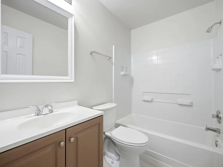 1136 Beechwood Dr — Photo 25