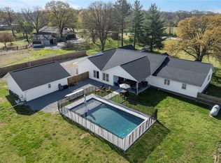 9248 E McNelly Rd, Bentonville, AR 72712