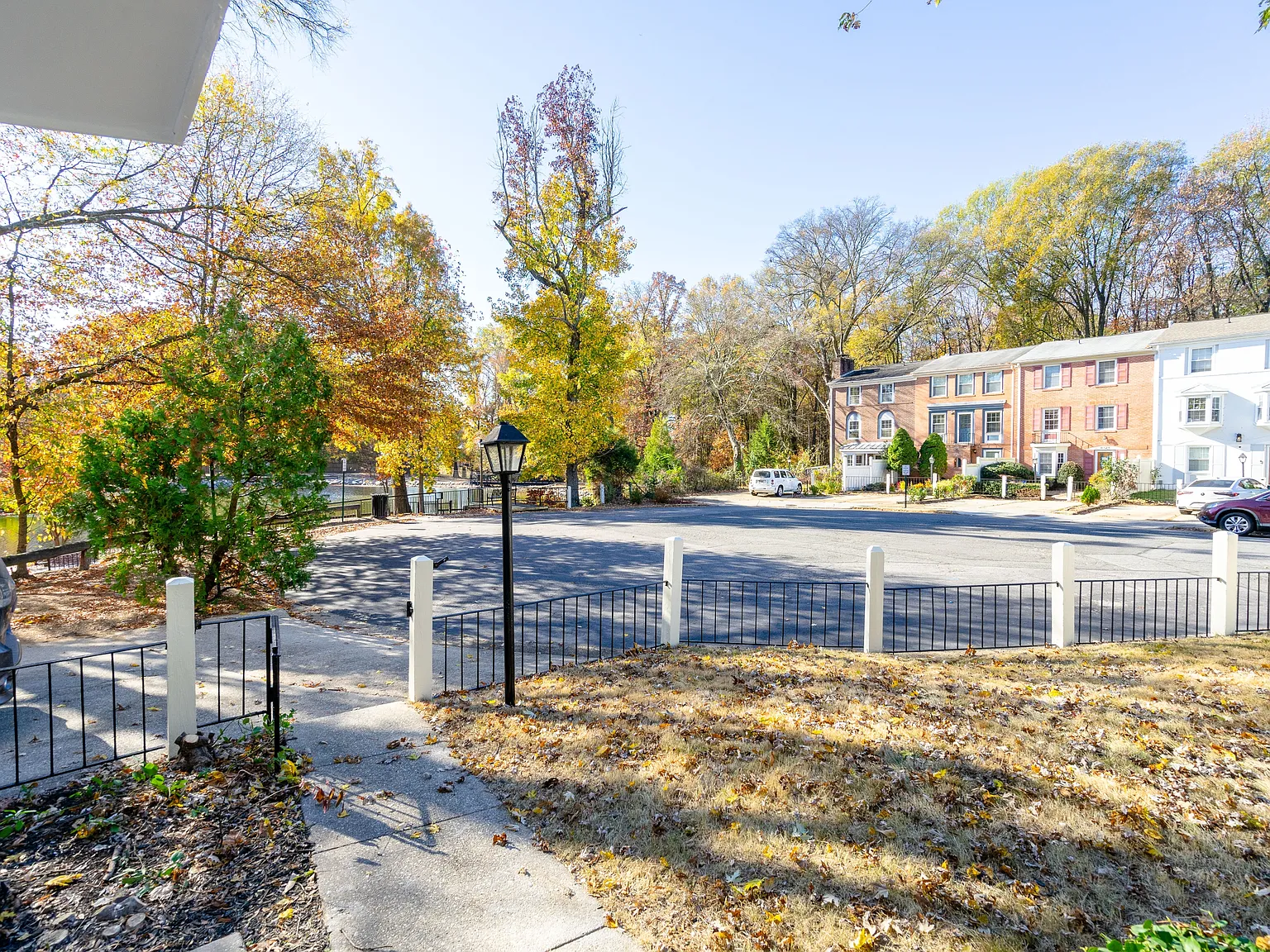 8131 Pinelake Court - UL 1L — Photo 4