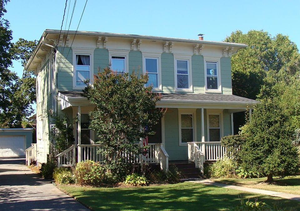 1st image of 168 Foster Ave