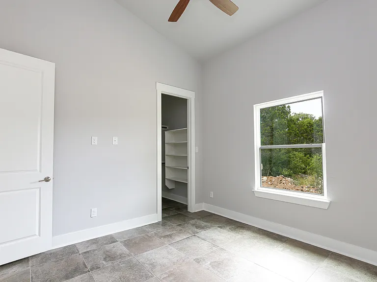 1314 Clayton Nolen Dr — Photo 24