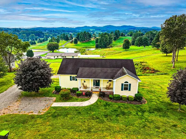 1937 Commonwealth Rd, Galax, VA 24333