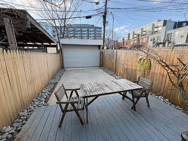 756 18th St NE — Photo 33