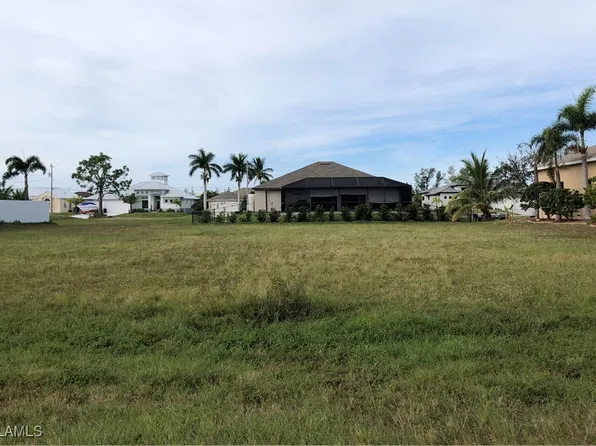 700 NW 37th Ave, Cape Coral, FL 33993