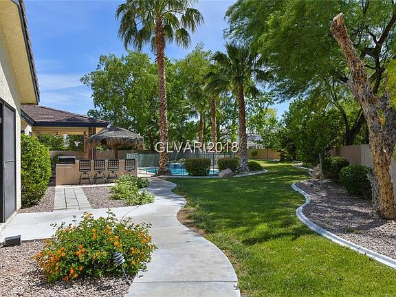 3rd image of 7463 Alice Springs Cir