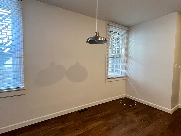 449 W Chestnut St #1 — Photo 8