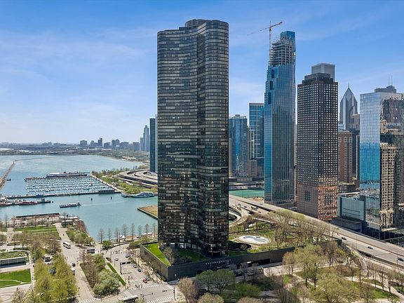 2nd image of 505 N Lake Shore Dr #3510-3511