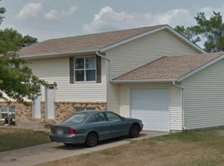 2811 S Locust Ave, Holmen, WI 54636